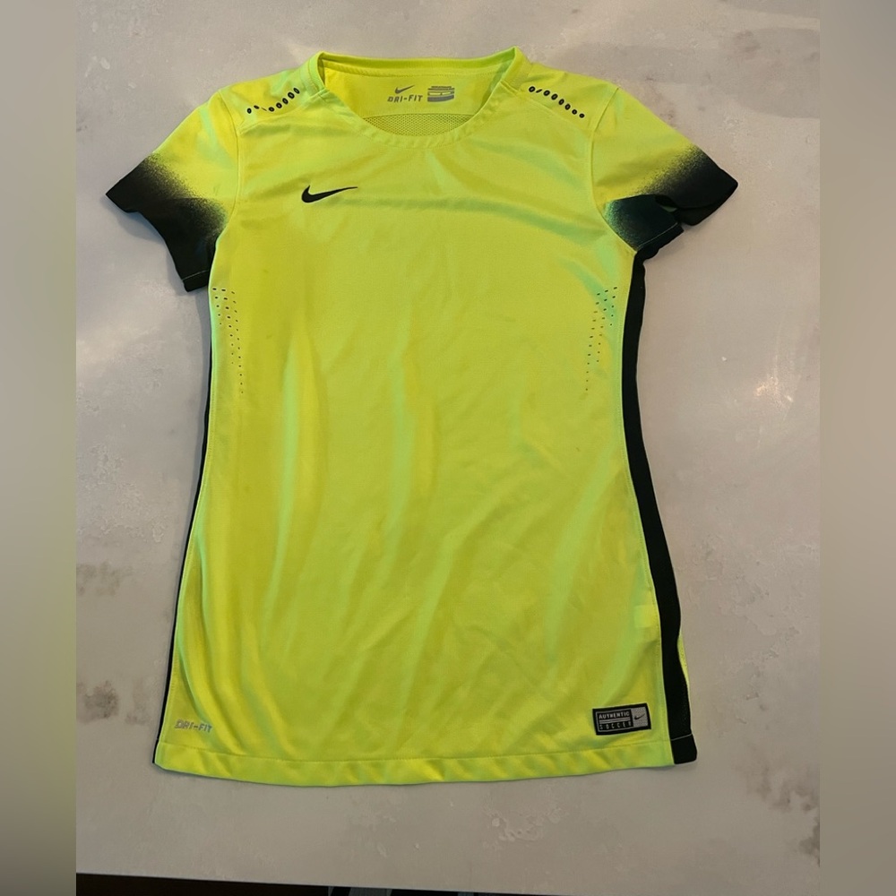 Nike Dry Fit Sz Small